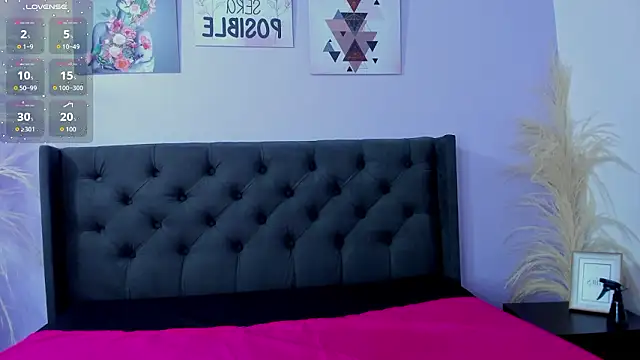 GiannaSlimJB online show from March 2026 03:25:02 AM