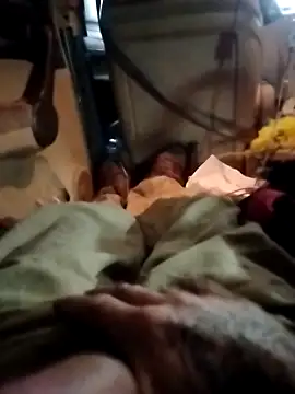 helldonk online show from October 2025 03:40:01 PM