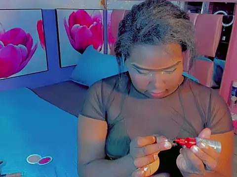TheperfectblackTS online show from July 2026 08:33:02 PM