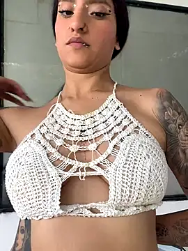 Snapshot of Scaarlettfox chatting on October 2025 07:36:02 PM Scaarlettfox online show from October 2025 07:36:02 PM