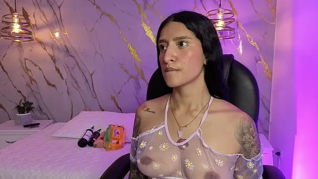 Snapshot of Scaarlettfox chatting on November 2025 04:21:02 PM Scaarlettfox online show from November 2025 04:21:02 PM