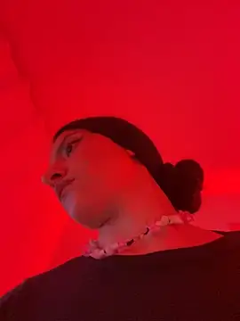 Snapshot of Scaarlettfox chatting on February 2026 05:53:01 PM Scaarlettfox online show from February 2026 05:53:01 PM