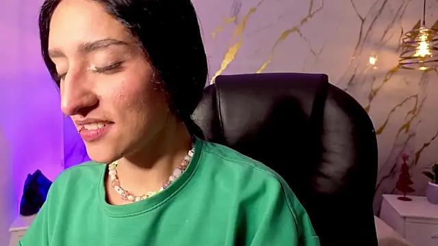 Snapshot of Scaarlettfox chatting on February 2026 07:20:02 PM Scaarlettfox online show from February 2026 07:20:02 PM