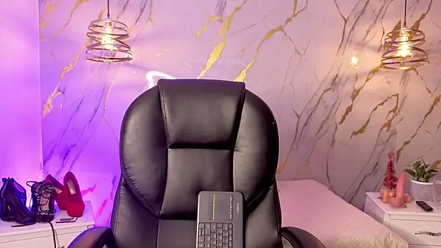 Snapshot of Scaarlettfox chatting on February 2026 07:59:01 PM Scaarlettfox online show from February 2026 07:59:01 PM