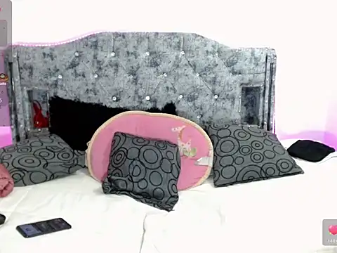 x isabella x online show from September 2025 04:49:01 AM