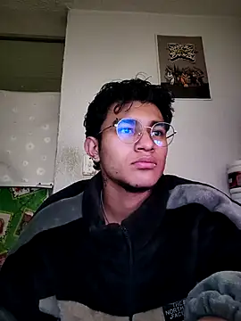 Snapshot of Bastian_wolf_ chatting on July 2026 03:43:02 PM Bastian wolf online show from July 2026 03:43:02 PM
