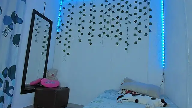 PureFire20 online show from March 2026 04:45:02 AM