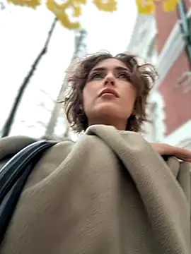 Snapshot of KellyKeler chatting on November 2025 12:58:02 PM KellyKeler online show from November 2025 12:58:02 PM