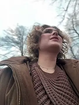 Snapshot of KellyKeler chatting on December 2025 01:18:01 PM KellyKeler online show from December 2025 01:18:01 PM