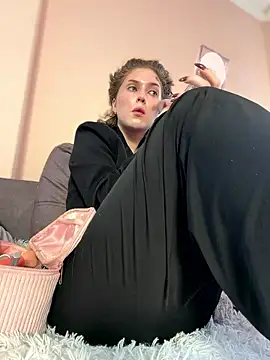 Snapshot of KellyKeler chatting on January 2026 10:20:01 AM KellyKeler online show from January 2026 10:20:01 AM