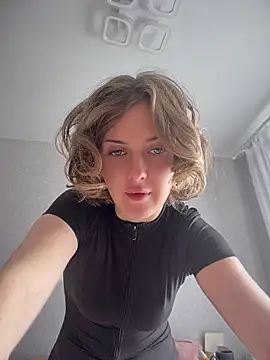 KellyKeler online show from July 2026 10:24:01 AM