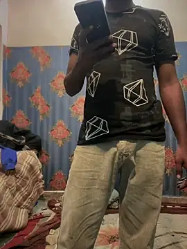 Munny6677 online show from October 2025 08:33:02 PM