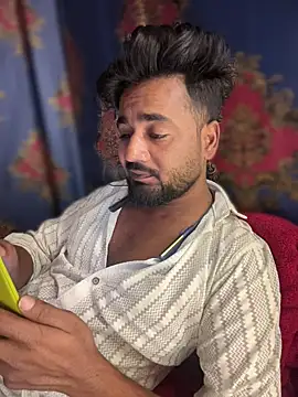 Munny6677 online show from March 2026 06:58:02 PM