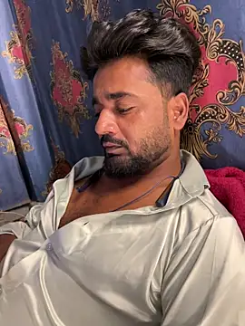 Munny6677 online show from April 2026 10:18:01 PM