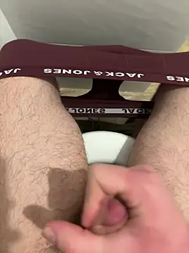 Snapshot of hugehairycock_98 chatting on February 2026 09:56:02 AM hugehairycock 98 online show from February 2026 09:56:02 AM