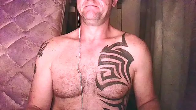 Yournaughty online show from October 2025 06:32:02 AM