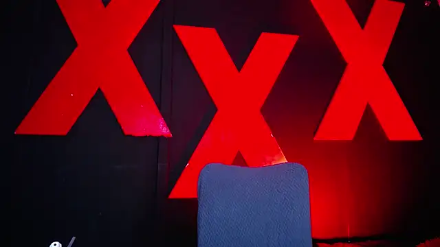 Snapshot of abrilbigcock chatting on April 2026 02:00:02 AM abrilbigcock online show from April 2026 02:00:02 AM