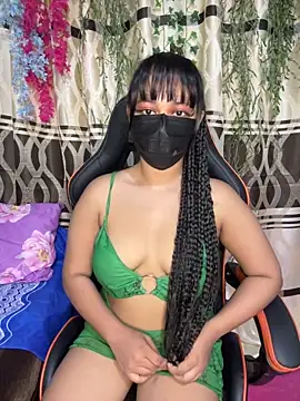 Ariana  Marie online show from November 2025 10:54:01 AM