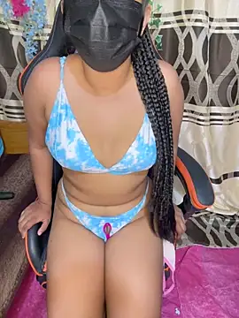 Ariana  Marie online show from December 2025 10:37:01 PM