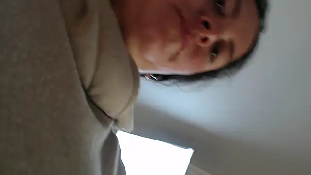 Snapshot of elamurray chatting on October 2025 11:09:01 AM elamurray online show from October 2025 11:09:01 AM