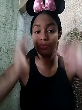 Fernanda30 online show from November 2025 01:55:01 PM