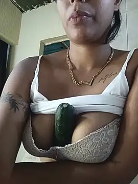 Fernanda30 online show from June 2026 02:28:02 PM