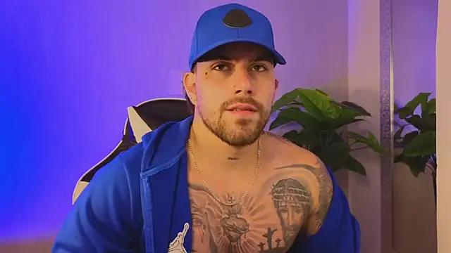 Ades Lowe online show from December 2025 11:41:01 AM