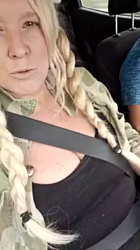 Bouncy-Bella28X online show from July 2026 11:57:01 AM