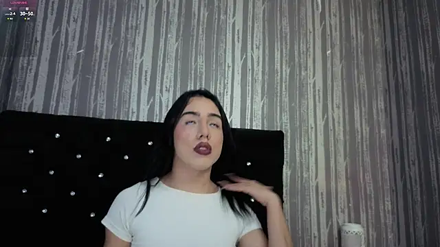 Alicee Moonn online show from July 2026 08:51:01 PM