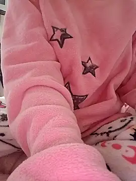 Snapshot of Hottiesophie chatting on April 2026 02:11:01 PM Hottiesophie online show from April 2026 02:11:01 PM