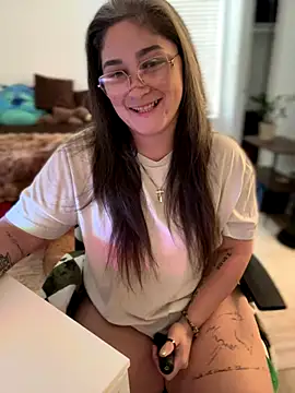 Alix Valentine online show from September 2025 08:52:02 PM