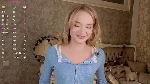 Emma Frosty online show from April 2026 09:42:02 PM