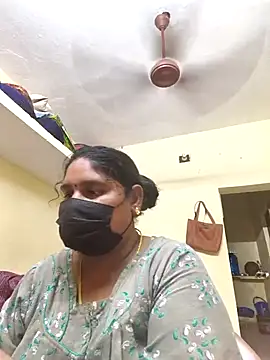 Villageanuty online show from October 2025 06:25:01 AM