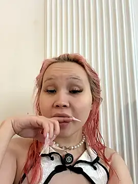 Snapshot of AsiaVegas chatting on November 2025 04:34:02 PM AsiaVegas online show from November 2025 04:34:02 PM