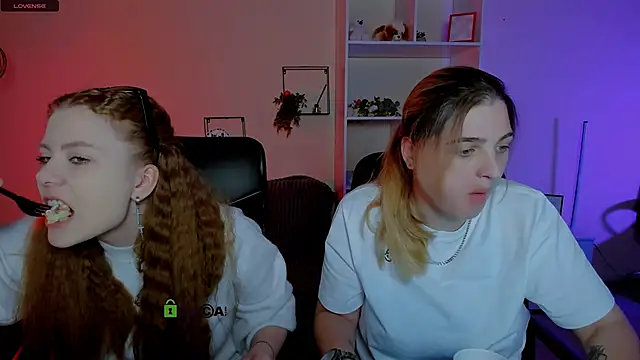 Snapshot of inga_gree chatting on October 2025 06:52:01 PM inga gree online show from October 2025 06:52:01 PM