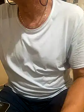 Snapshot of Unique_X_perience chatting on September 2025 03:19:02 AM Unique X perience online show from September 2025 03:19:02 AM