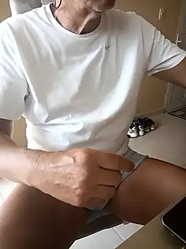 Snapshot of Unique_X_perience chatting on January 2026 08:25:01 PM Unique X perience online show from January 2026 08:25:01 PM