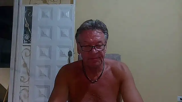Snapshot of Unique_X_perience chatting on March 2026 12:58:02 AM Unique X perience online show from March 2026 12:58:02 AM
