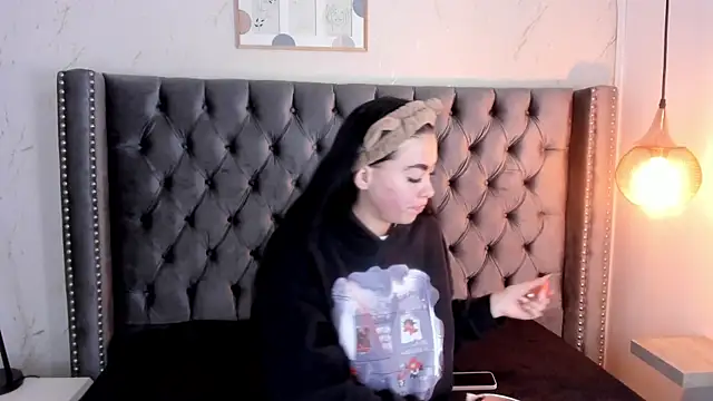 Anya Belth online show from June 2026 12:41:02 PM