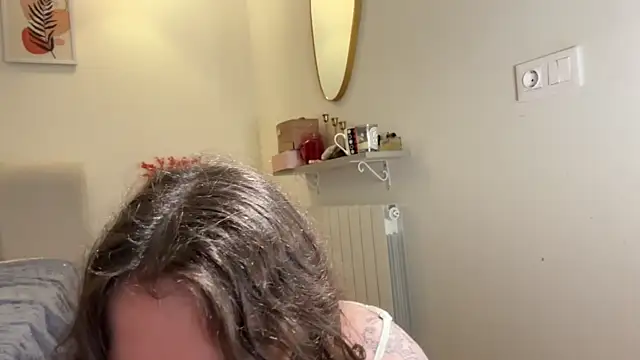 Kelly Berry   online show from April 2026 06:24:02 PM