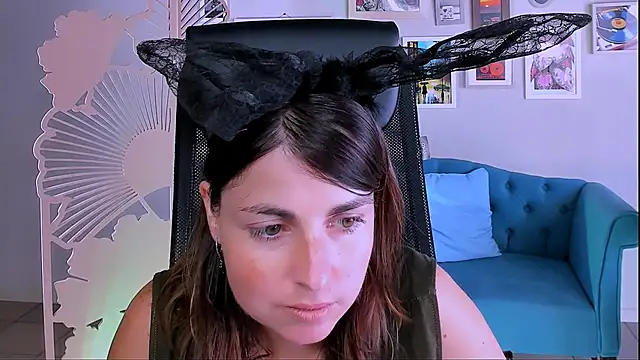 MartaEdams online show from September 2025 09:20:01 AM