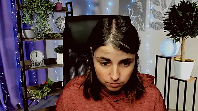 Snapshot of MartaEdams chatting on December 2025 06:19:01 AM MartaEdams online show from December 2025 06:19:01 AM