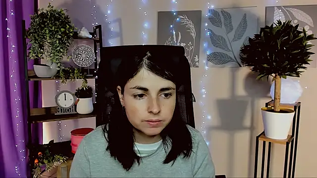 Snapshot of MartaEdams chatting on February 2026 06:18:02 AM MartaEdams online show from February 2026 06:18:02 AM