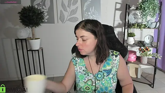 MartaEdams online show from July 2026 05:23:02 AM