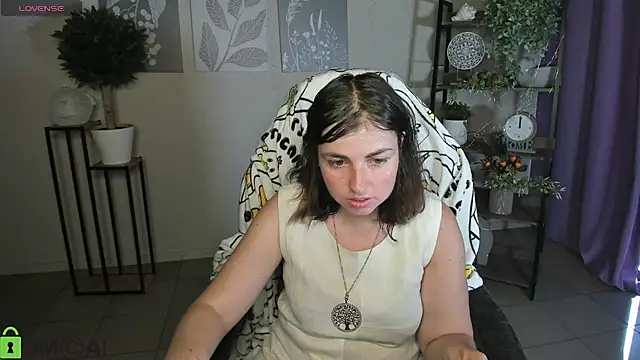 MartaEdams online show from July 2026 05:12:02 AM