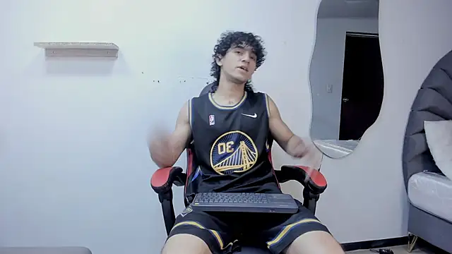 JackesTaylor online show from September 2025 05:41:02 AM