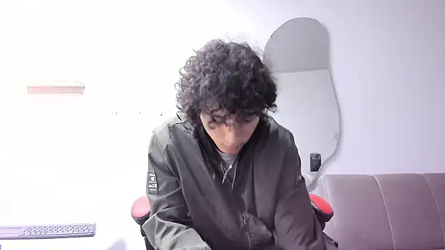 Snapshot of JackesTaylor chatting on December 2025 08:51:02 AM JackesTaylor online show from December 2025 08:51:02 AM