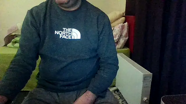 Snapshot of st206boy chatting on March 2026 11:29:02 PM st206boy online show from March 2026 11:29:02 PM