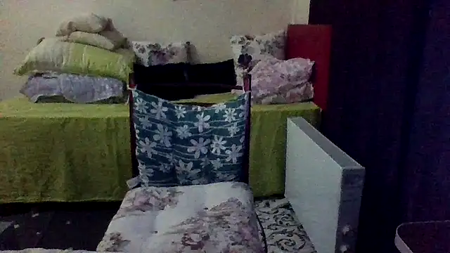 Snapshot of st206boy chatting on March 2026 04:18:02 AM st206boy online show from March 2026 04:18:02 AM