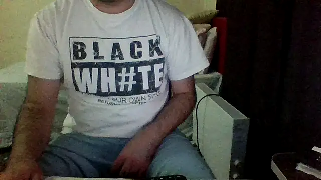 Snapshot of st206boy chatting on March 2026 01:22:01 AM st206boy online show from March 2026 01:22:01 AM